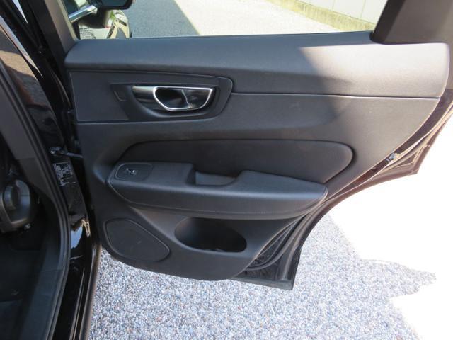 VOLVO XC60 D4 AWD Business