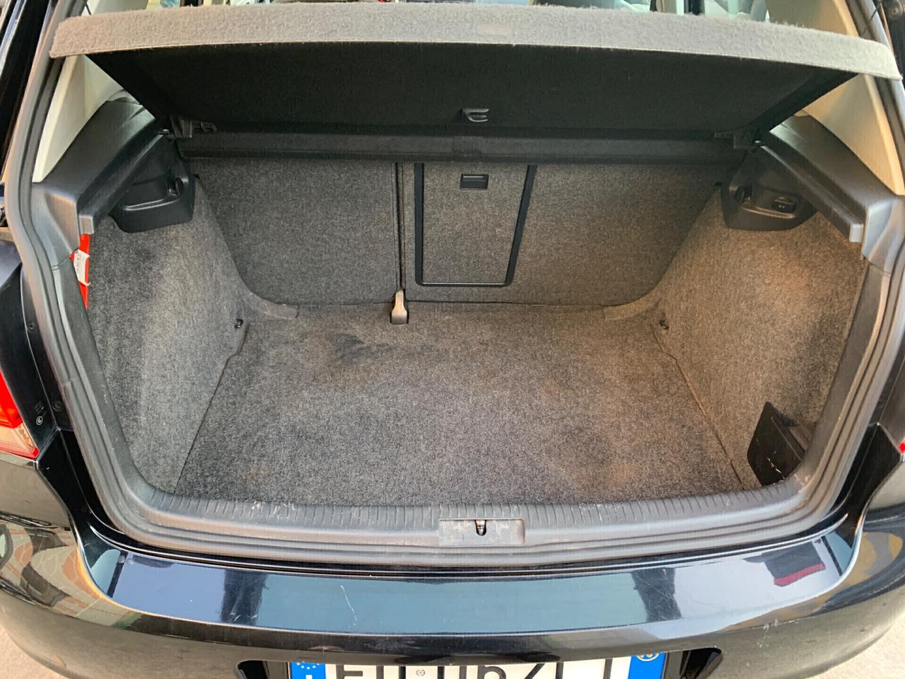Volkswagen Golf 1.6 TDI DPF 5p.