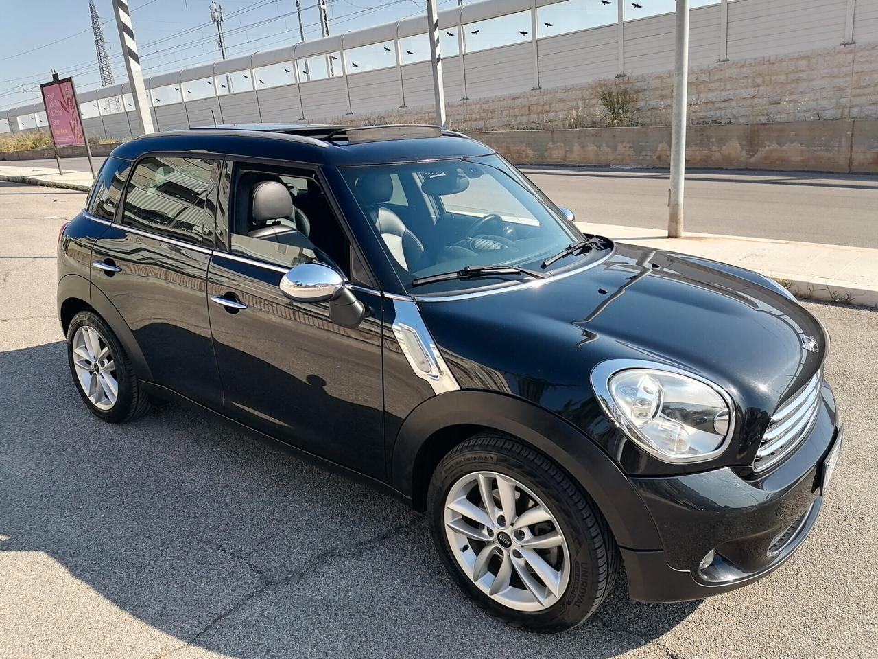 Mini Countryman 1.6d 112CV TETTO/PELLE/XENO FULL