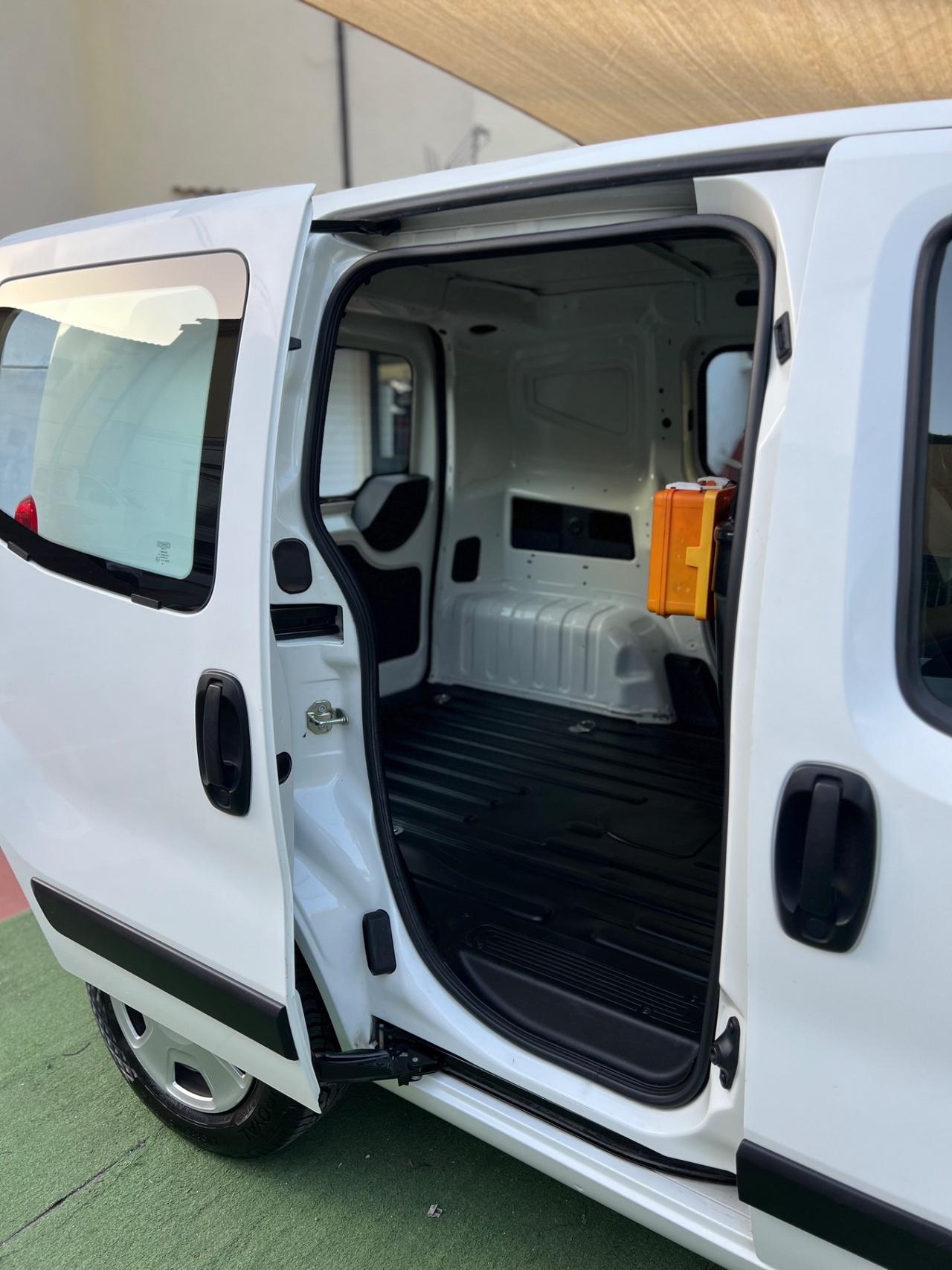 Fiat Fiorino 1.3 MJT 95CV Cargo SX
