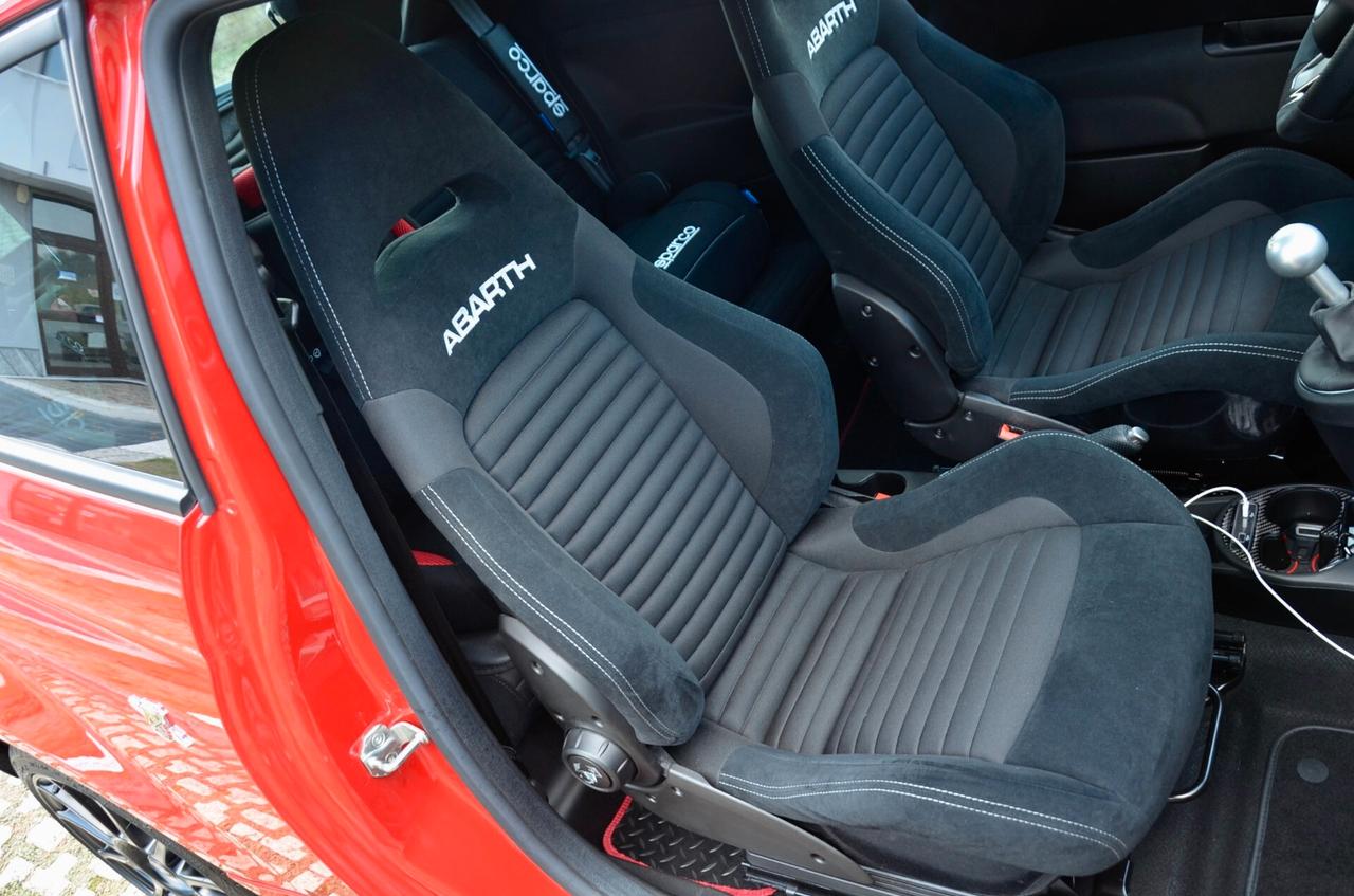 ABARTH 695 1.4 T-JET COMPETIZIONE 180cv, SERVICE DIMOSTRABILI, SABELT, HI-FI BEATS, APPLE ANDROID, PERMUTE