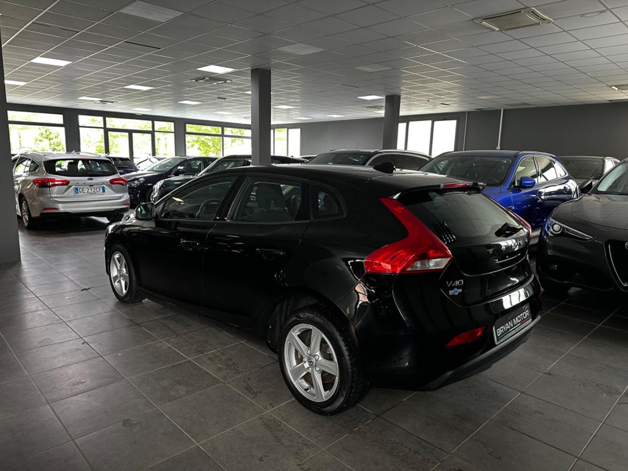 Volvo V40 D2 Momentum