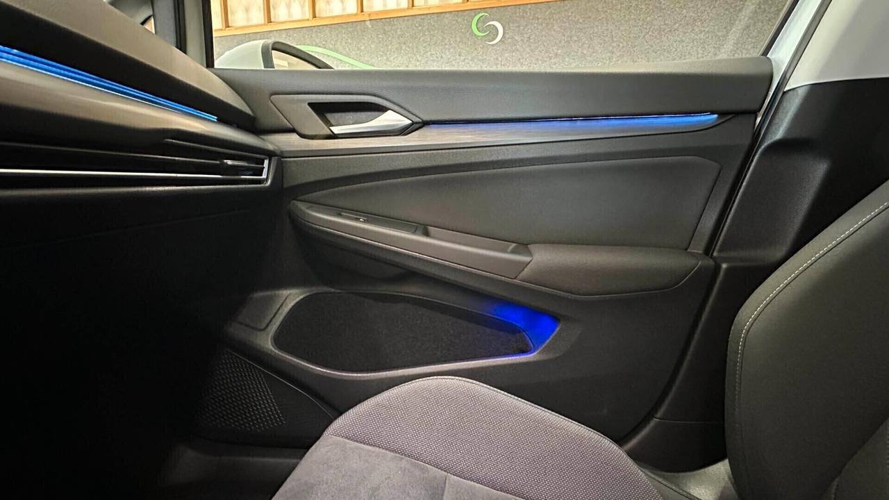 Volkswagen Golf 2.0 TDI 150 CV DSG SCR Style