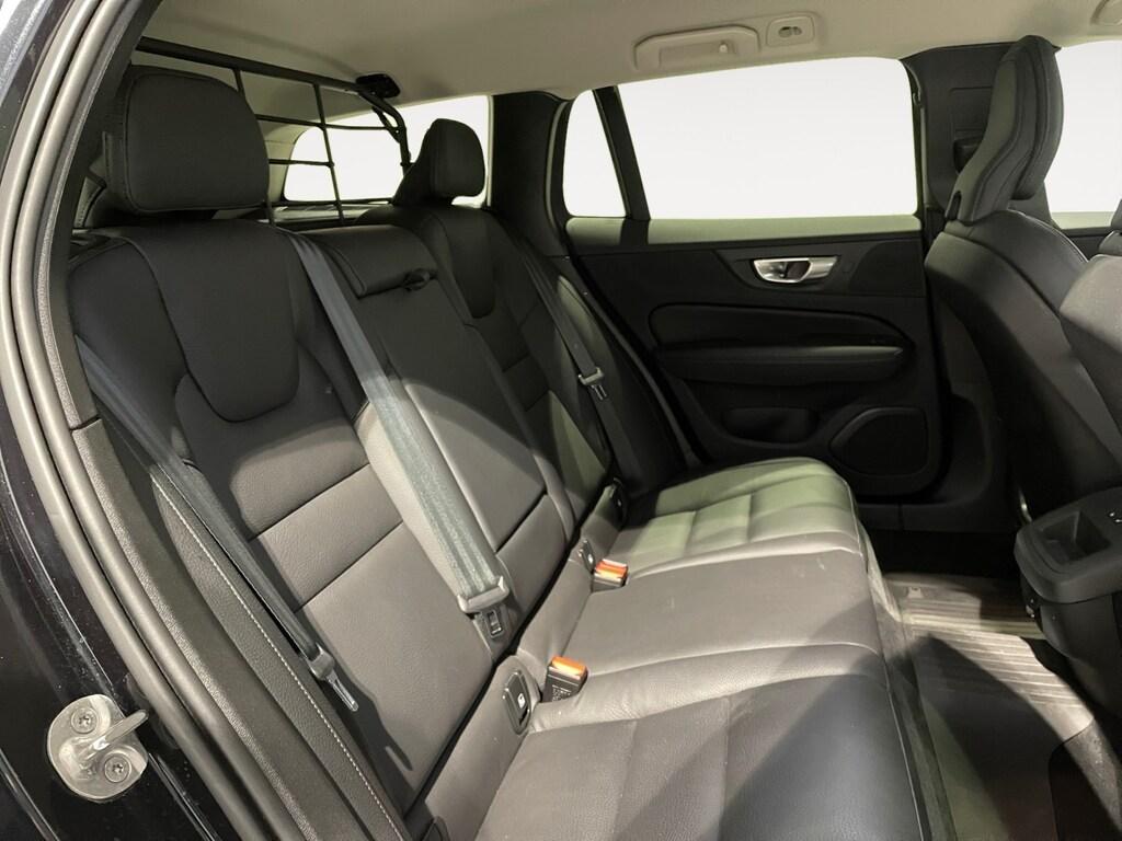 Volvo V60 Cross Country 2.0d b4 197CV Autom. AWD Plus (MHEV) - GANCIO TRAINO