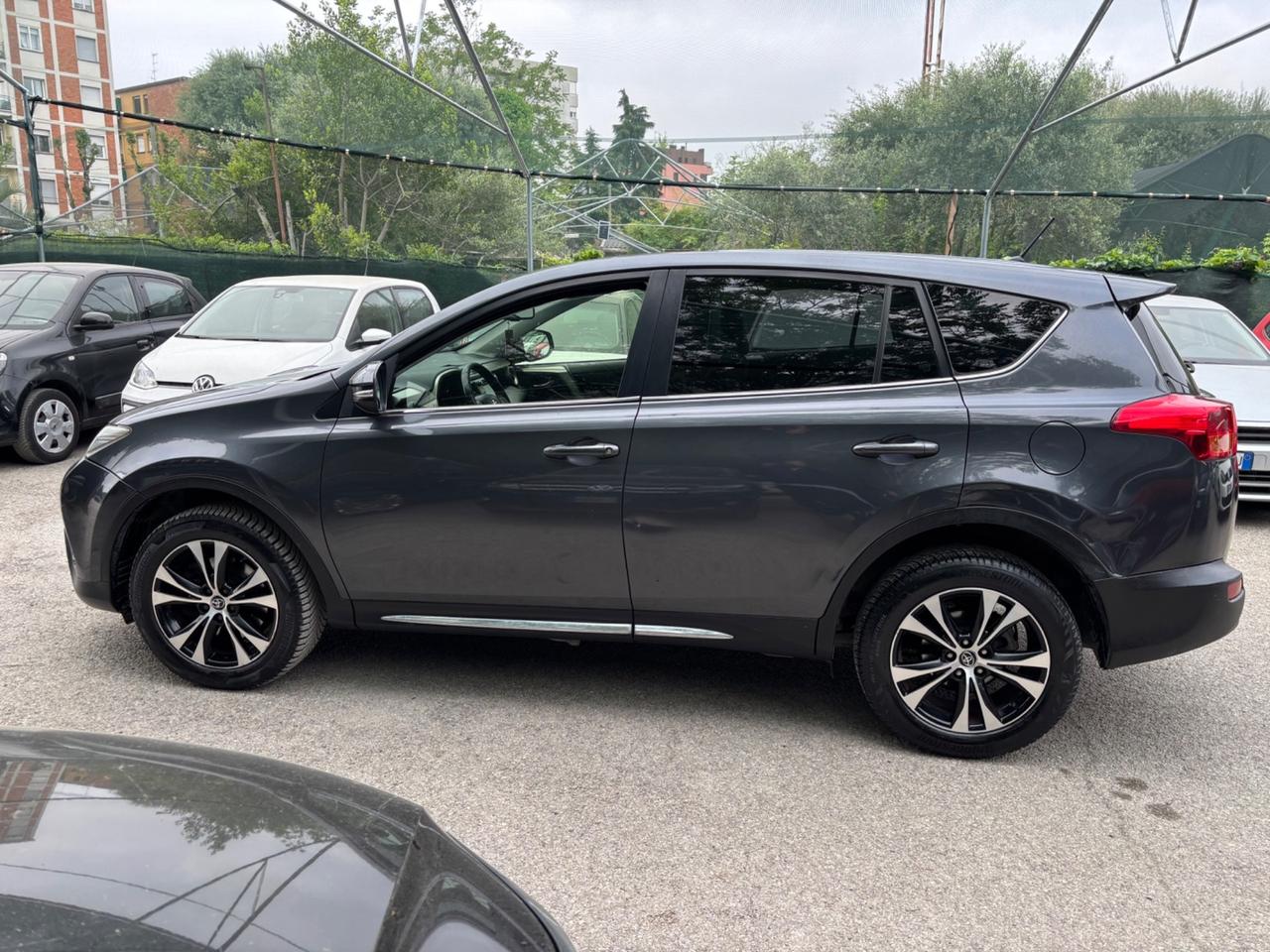 Toyota RAV 4 2.0 D-4D Style
