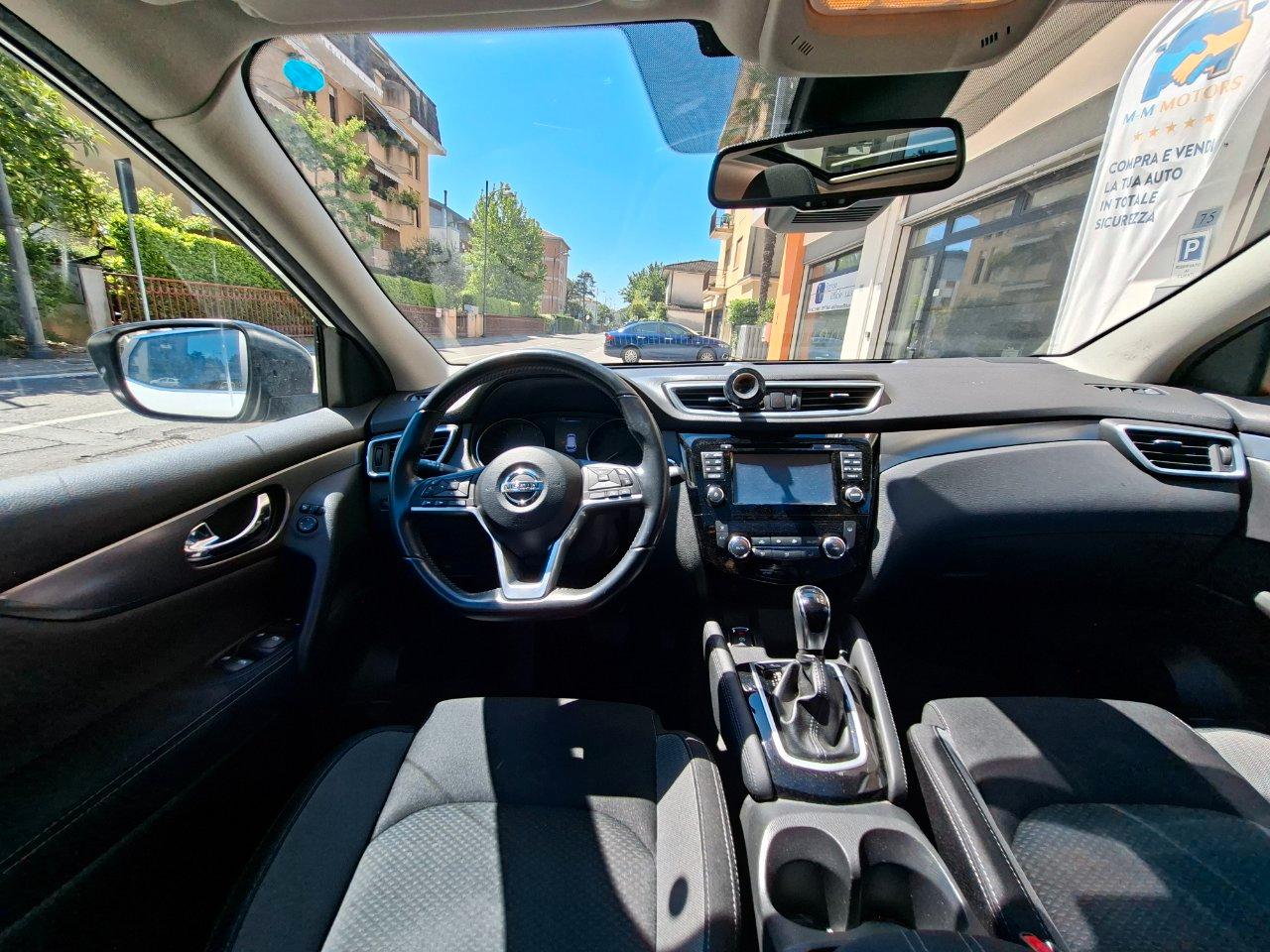 Nissan Qashqai 1.6 dci N-Connecta 2wd 130cv tetto panorama