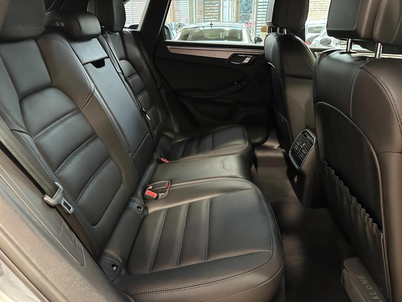 Porsche Macan 2.0 PDK-21"-Keyless-Camera-PASM-Sport Chrono