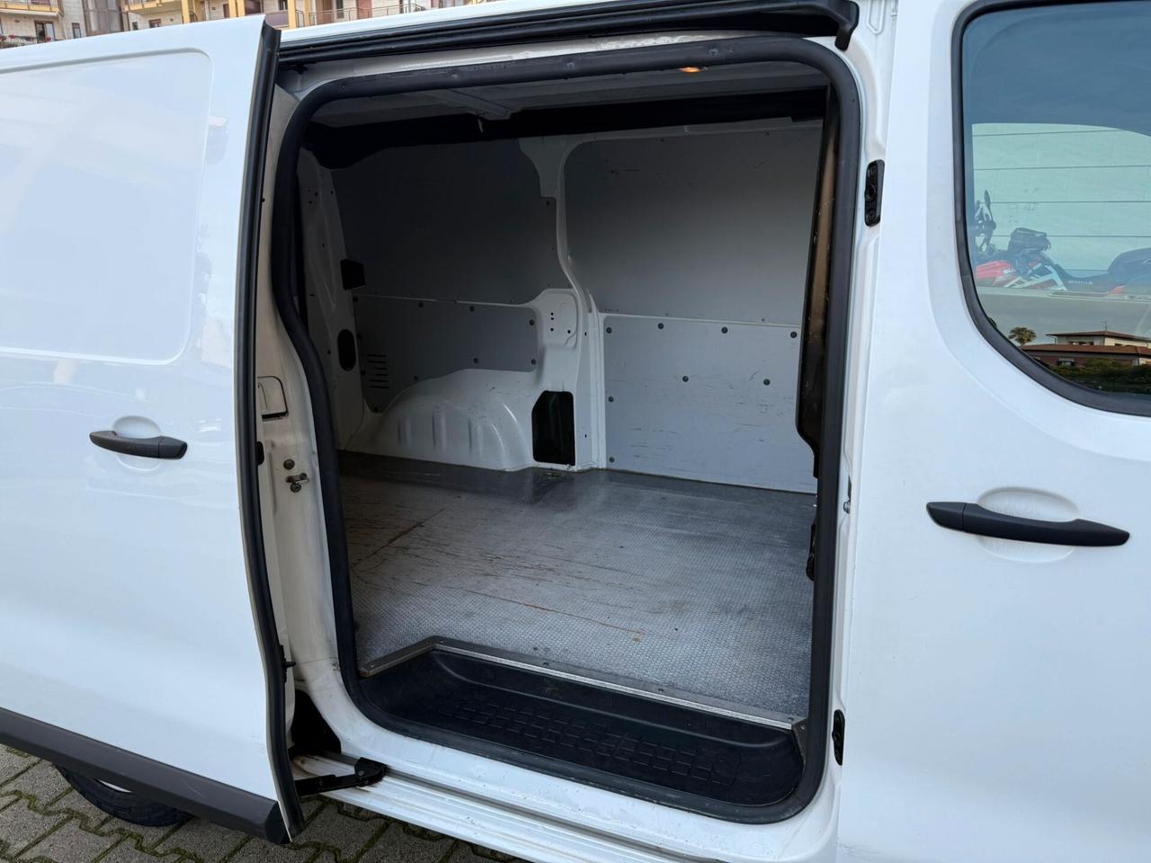 Citroen JUMPY M 2.0 BLUEHDI COMFORT 150CV 3 P.TI