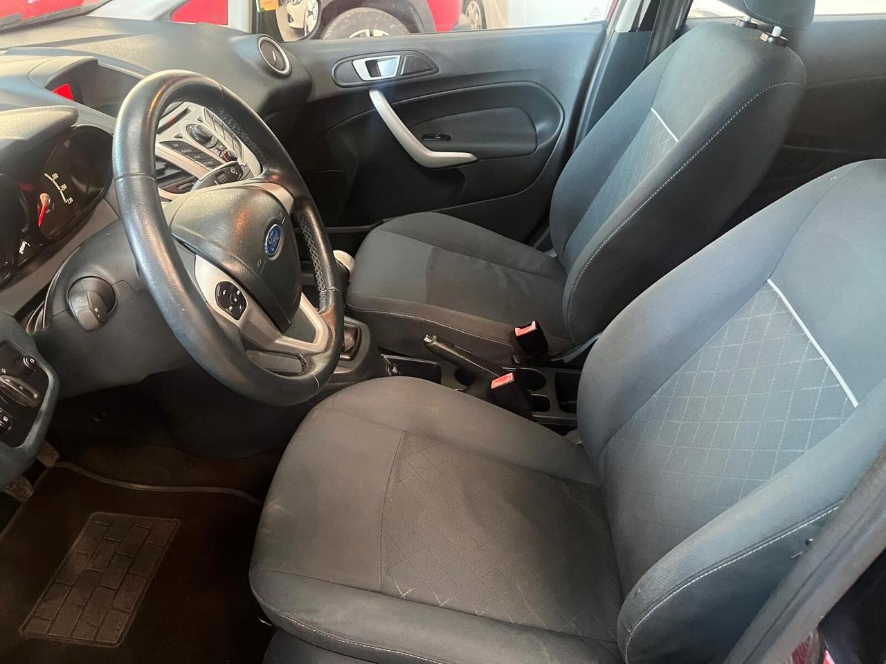 Ford Fiesta Ikon 1.2 60CV 5 porte