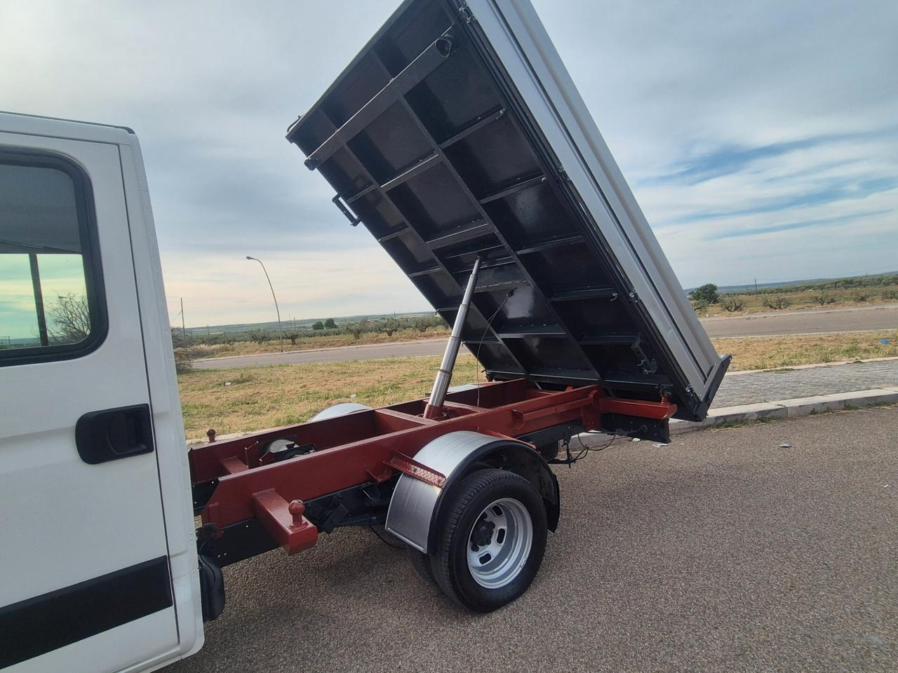Iveco Daily 35C12 2.3 115cv gemellato ribaltabile trilaterale 08
