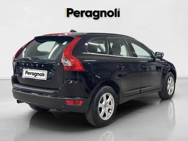 VOLVO XC60 D4 Geartronic Momentum