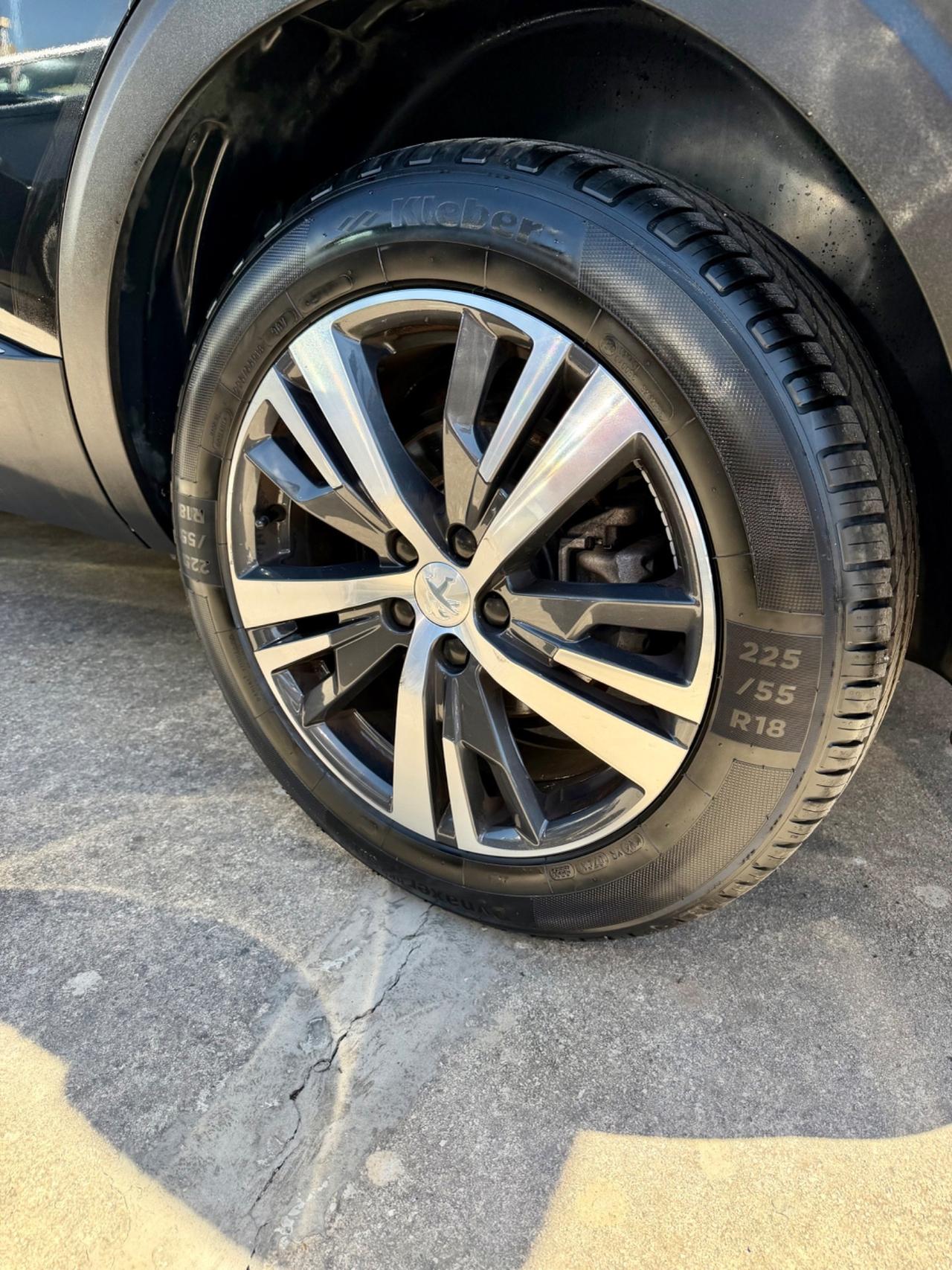 Peugeot 5008 1.5 BlueHDi 130 EAT8 Allure Pack 2023