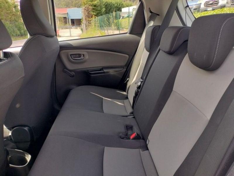 Toyota Yaris Hybrid Business