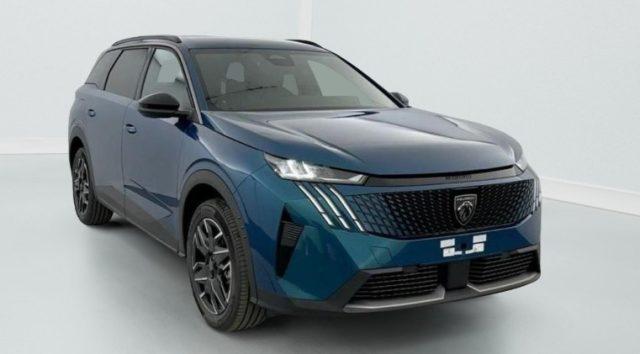 PEUGEOT 5008 Hybrid 145 e-DCS6 Allure in PROMO con Panoramic P