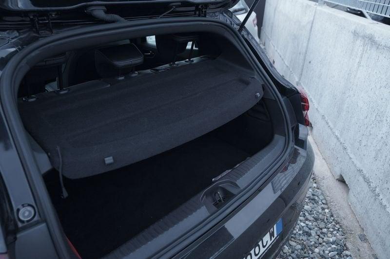 Renault Clio 1.6 E-Tech hybrid Intens 140cv auto my21