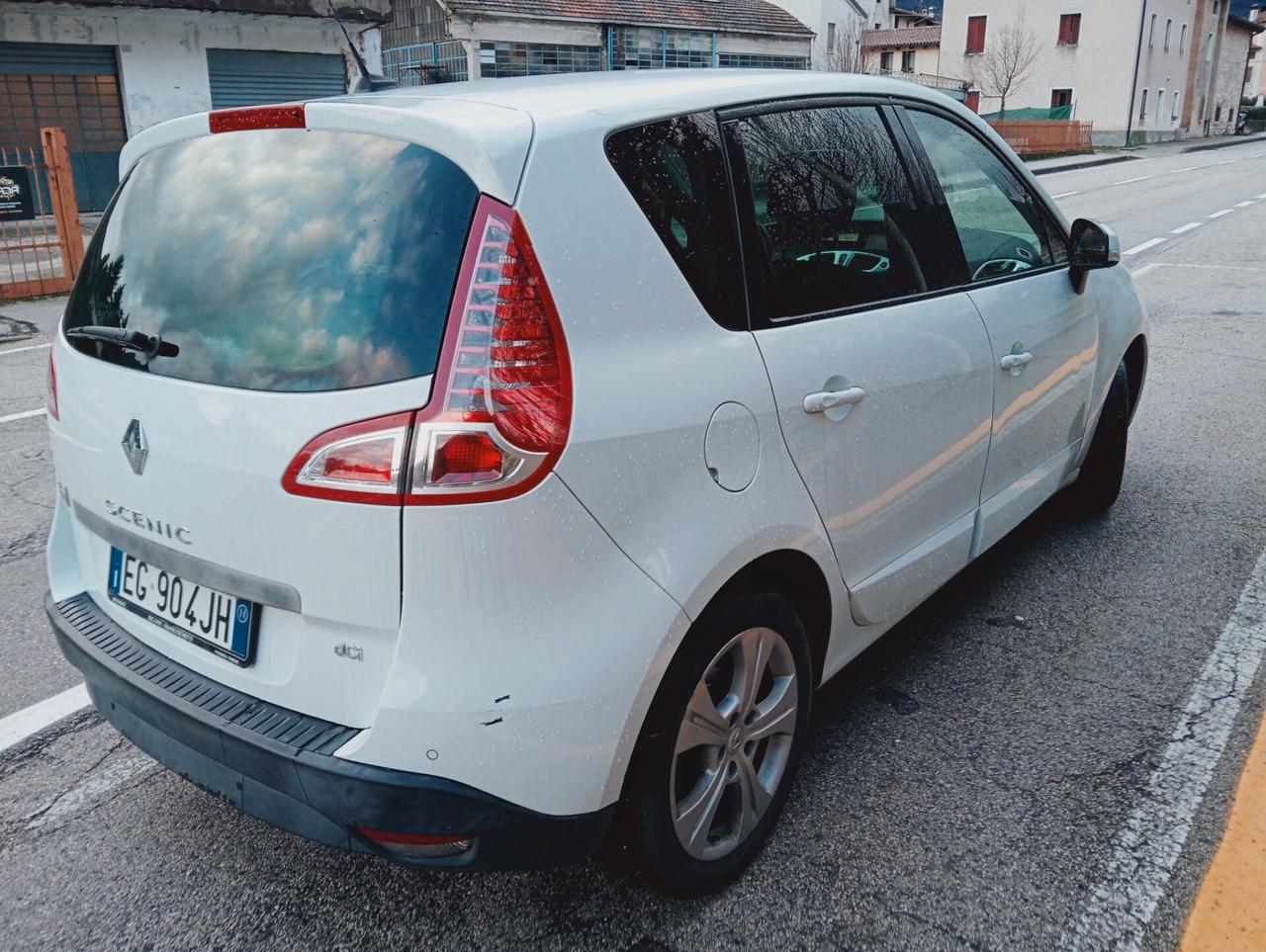 Renault Scenic Scénic X-Mod 1.5 dCi 110CV Dynamique