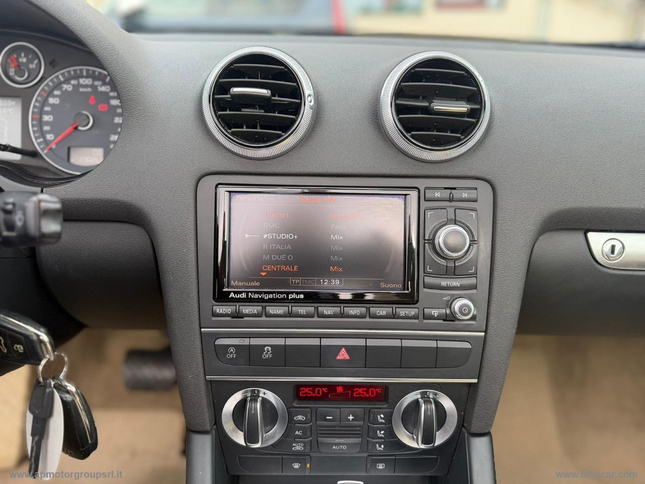 AUDI A3 CABRIO 2.0 TDI S tronic Ambition S-LINE