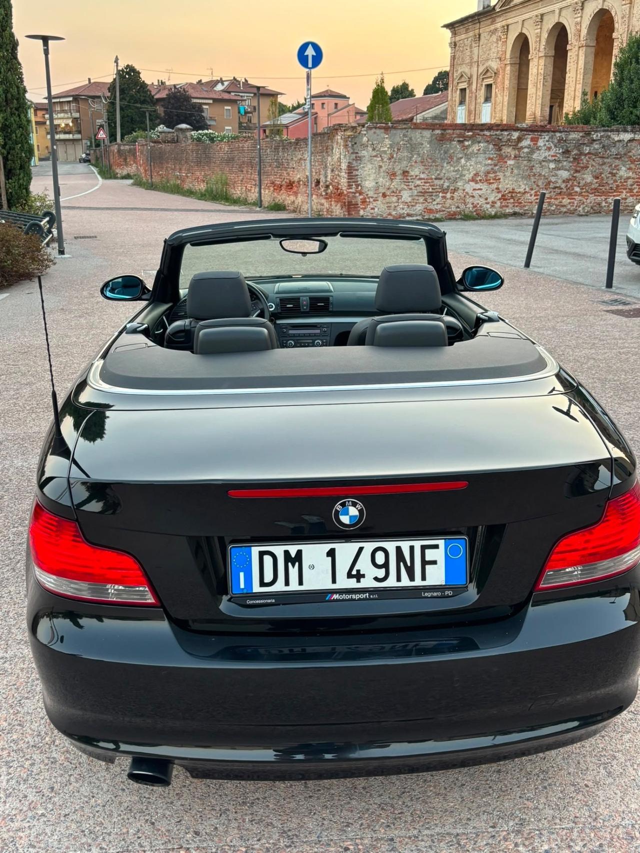 Bmw 120 .2.0 i Cabrio Attiva pronta al uso