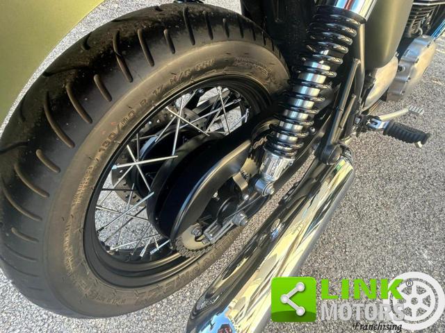 TRIUMPH Bonneville T100 986 MF Steve MC Queen number 698 limited edition