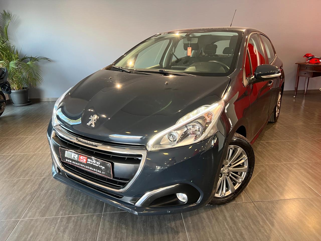 Peugeot 208 PureTech 82 5p. GPL Active
