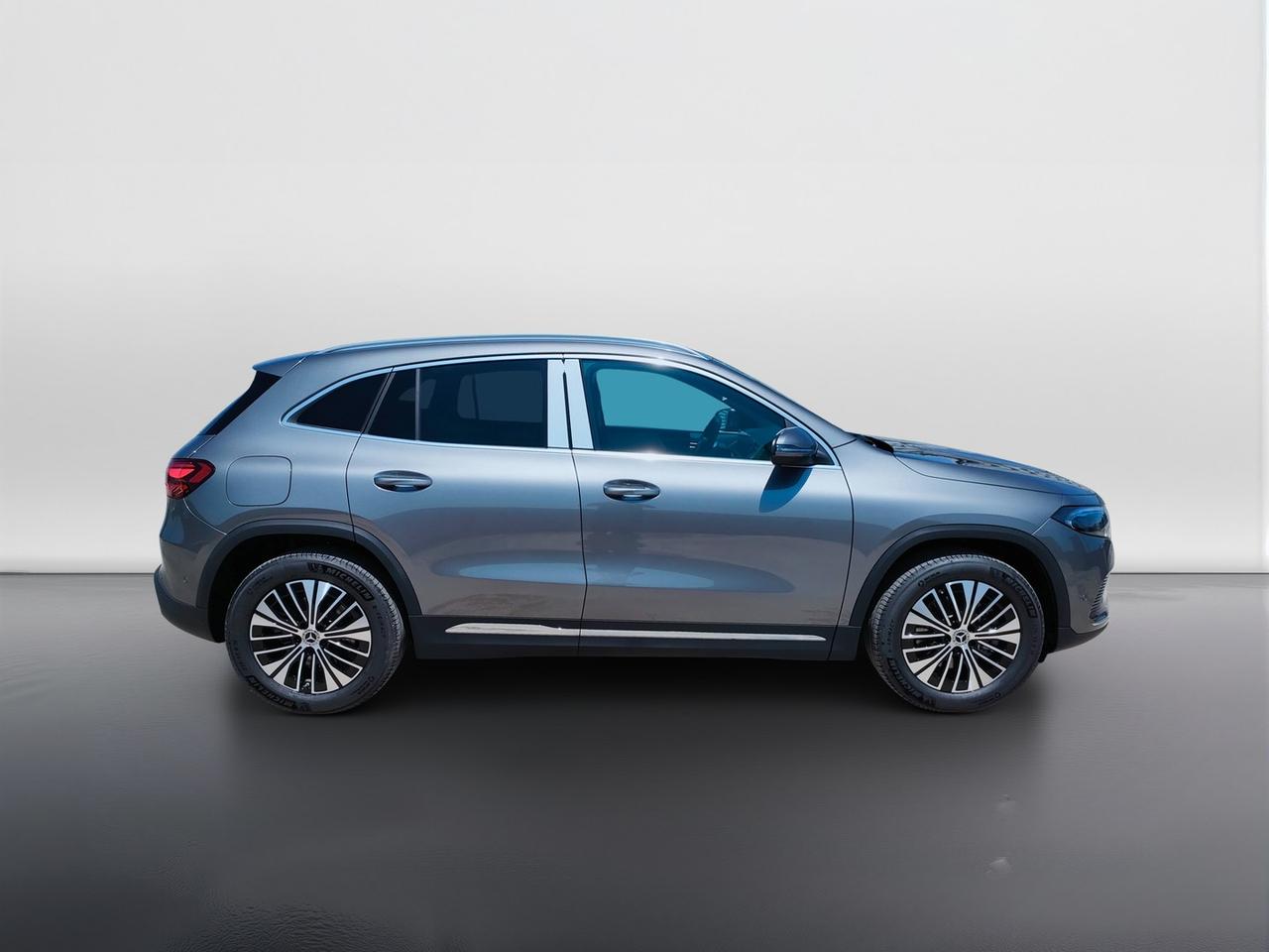 Mercedes-Benz EQA 300 4MATIC