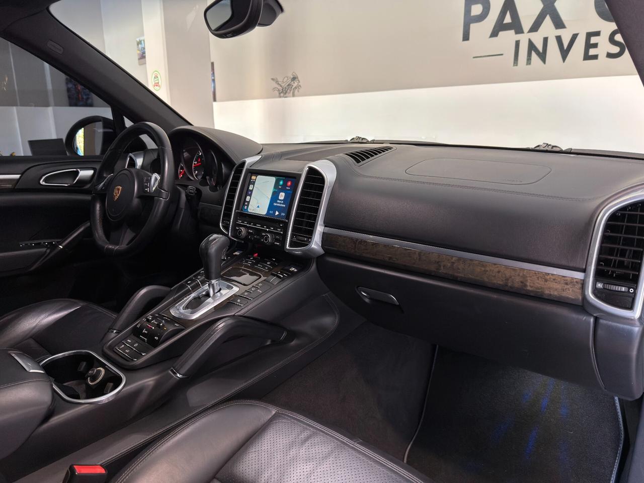 Porsche Cayenne 3.0 V6 240CV TIPTRONIC TETTO FULLOPT APPLECARPLAY