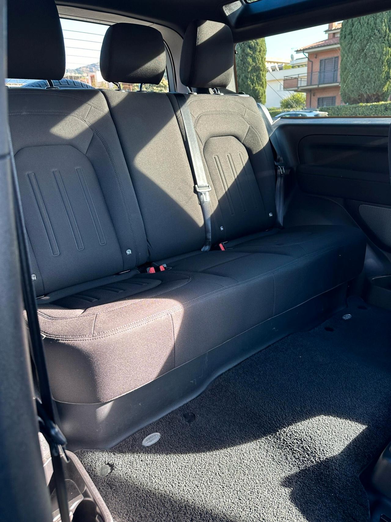 Land Rover Defender 90 3.0D I6 200 CV AWD Auto SE