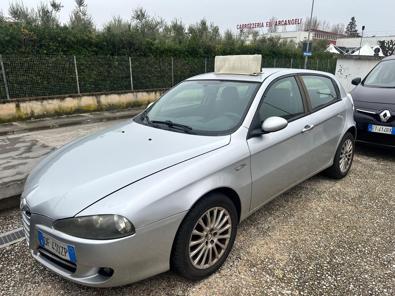 Alfa Romeo 147 1.6 16V TS (105) 5 porte Black Line