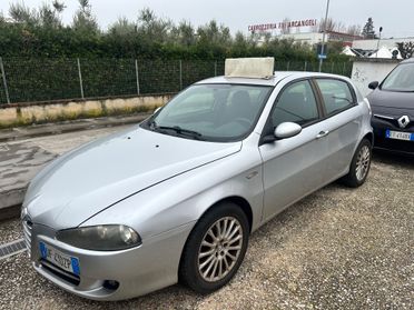 Alfa Romeo 147 1.6 16V TS (105) 5 porte Black Line
