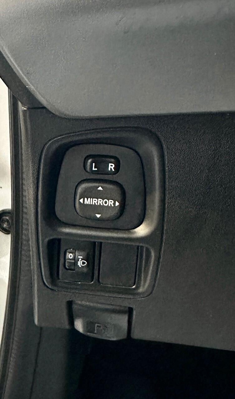 Toyota Aygo 1.0 VVT-i 69 CV 5 porte x-play