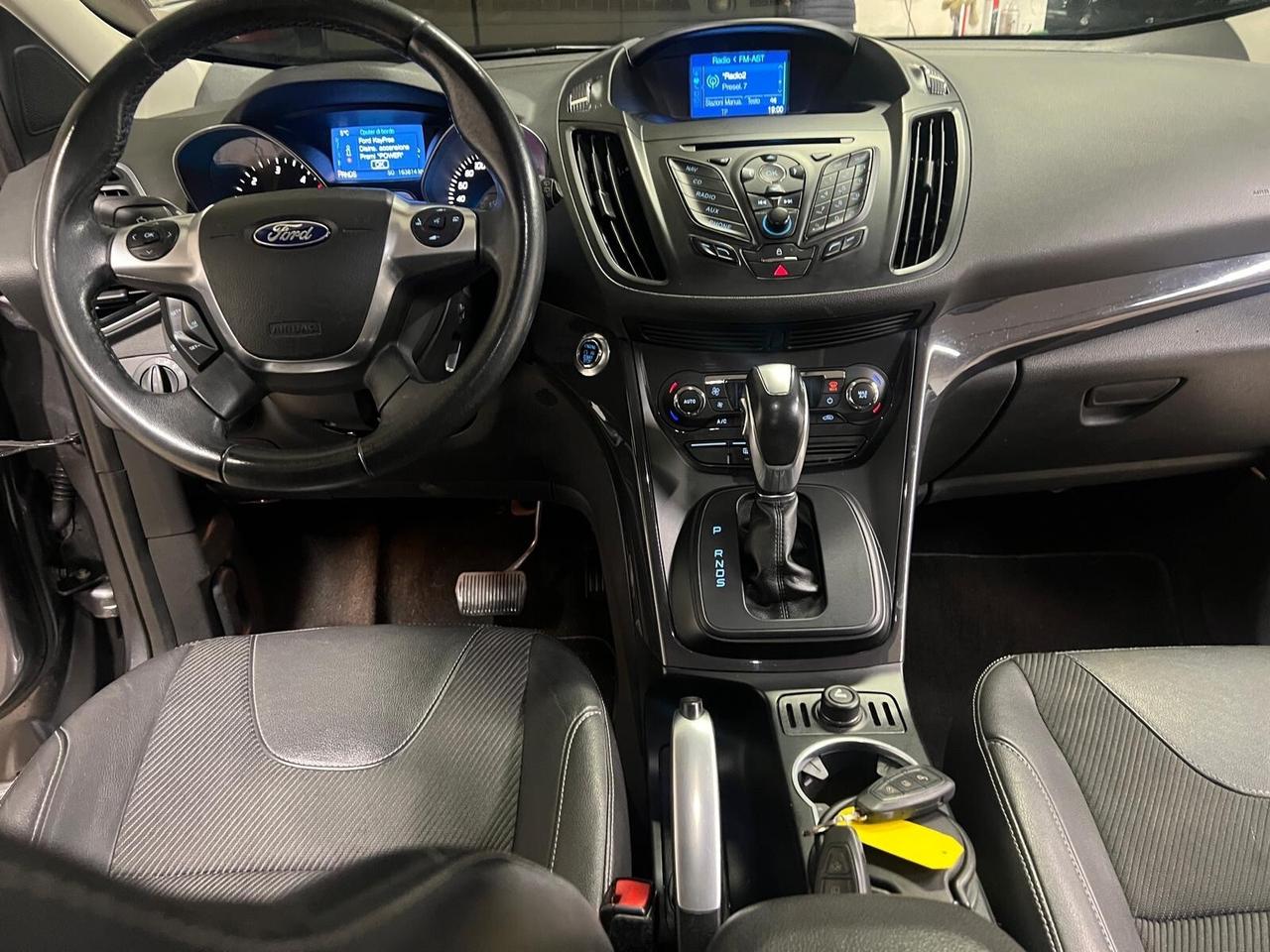 Ford Kuga 2.0 TDCI 140 CV 4WD Powershift Titanium