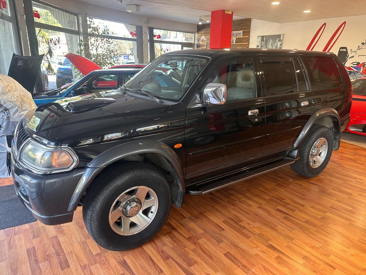 Mitsubishi Pajero Sport AUTOCARRO