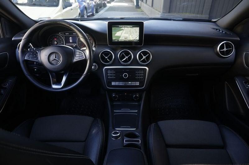 Mercedes-Benz Classe A Mercedes-Benz Classe A 180 d Automatic Business 80KW ANNO 2017