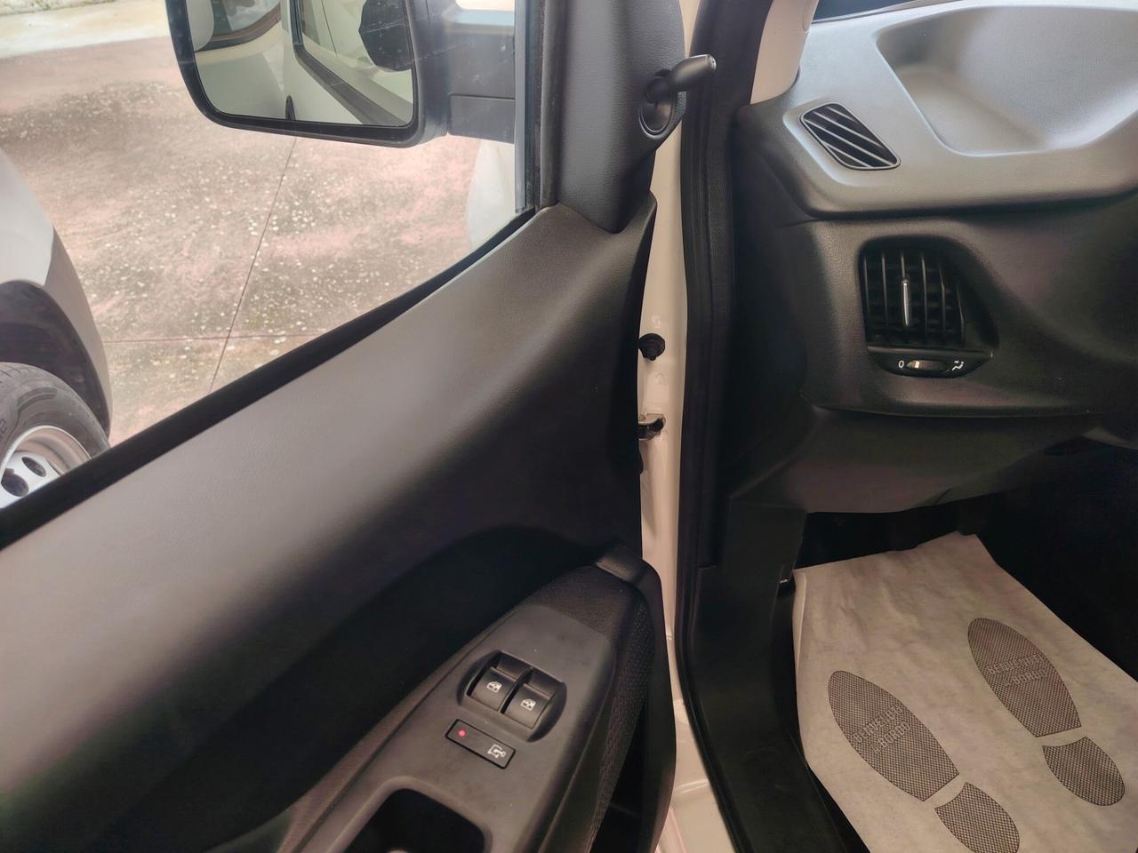 Fiat Doblò 1.6 MJT 105CV 3posti 2021 iva compresa