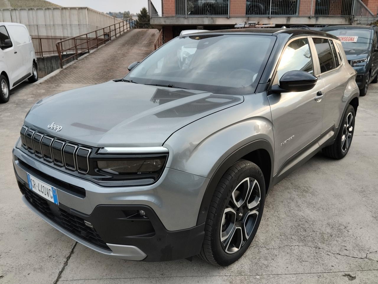 Jeep Avenger 1.2 Turbo 100 CV Summit