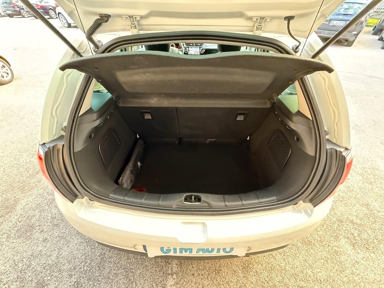 Citroen C3 - 1.2 Benzina 82 cv - Neopatentati
