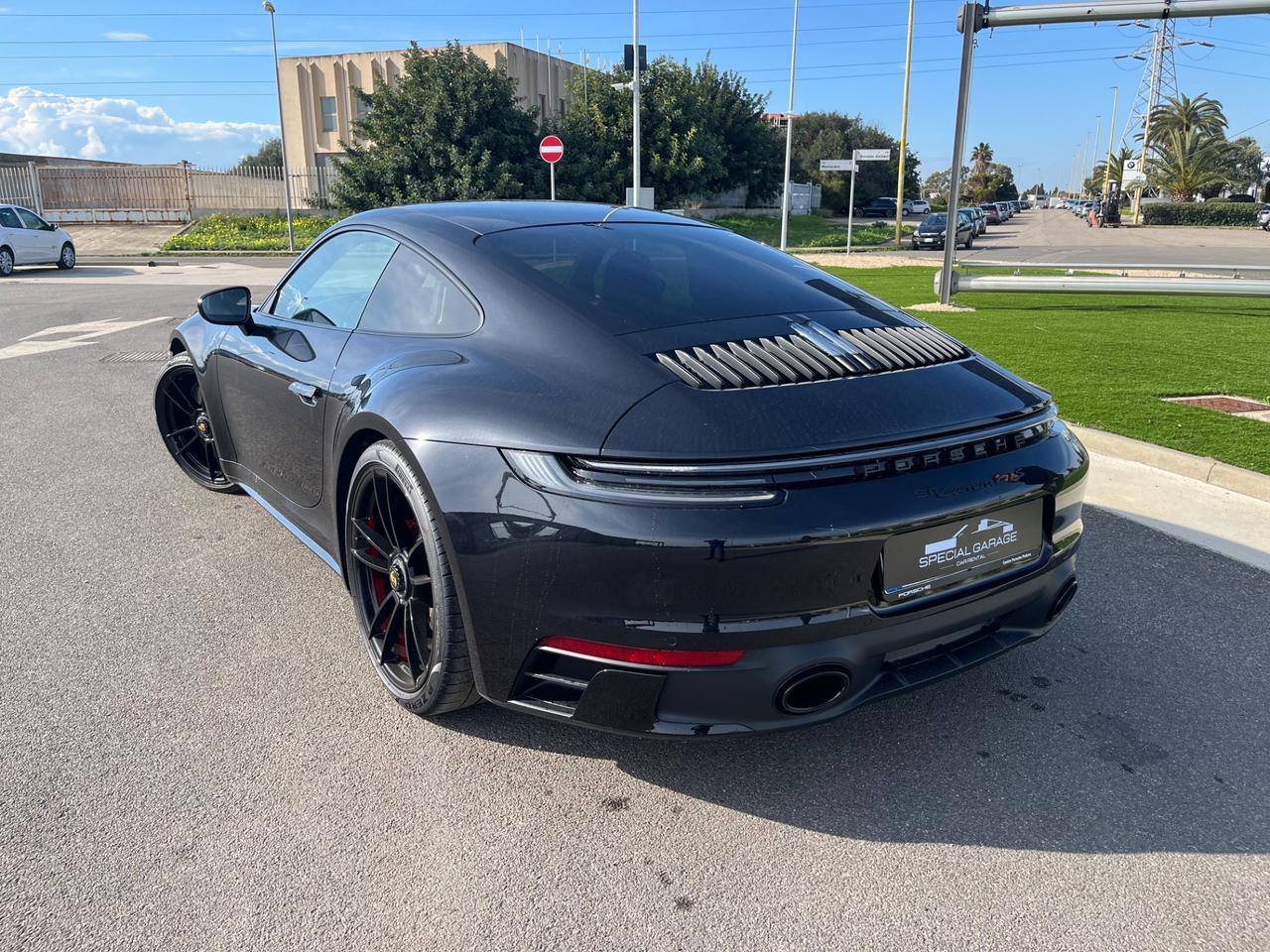 Porsche 911 Carrera GTS