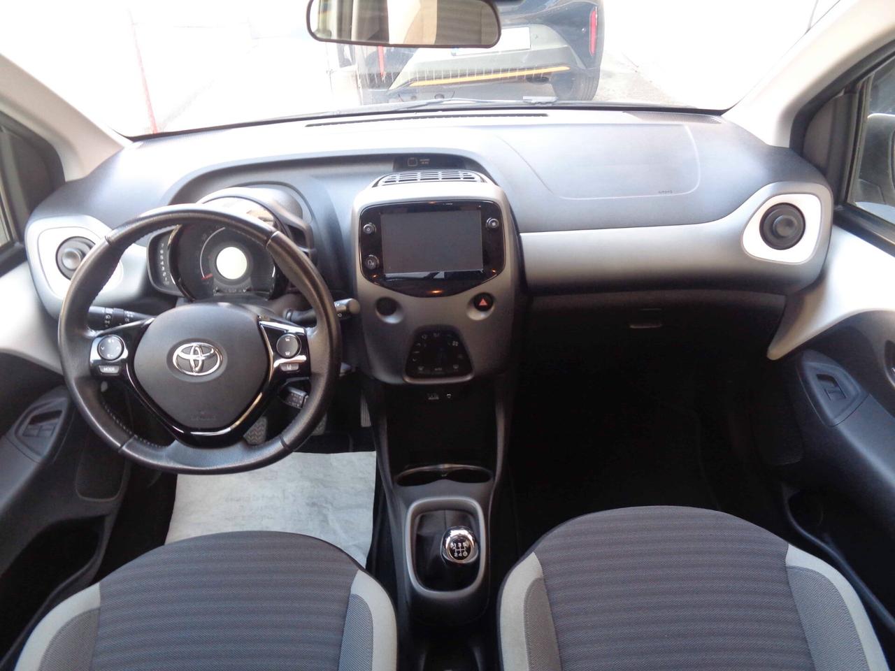 Toyota Aygo 1.0 VVT-i 72 CV x-fun (Finanziabile)
