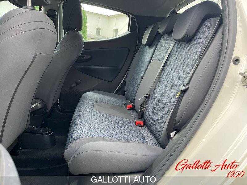 Lancia Ypsilon 1.0 FireFly 70cv Hybrid Gold