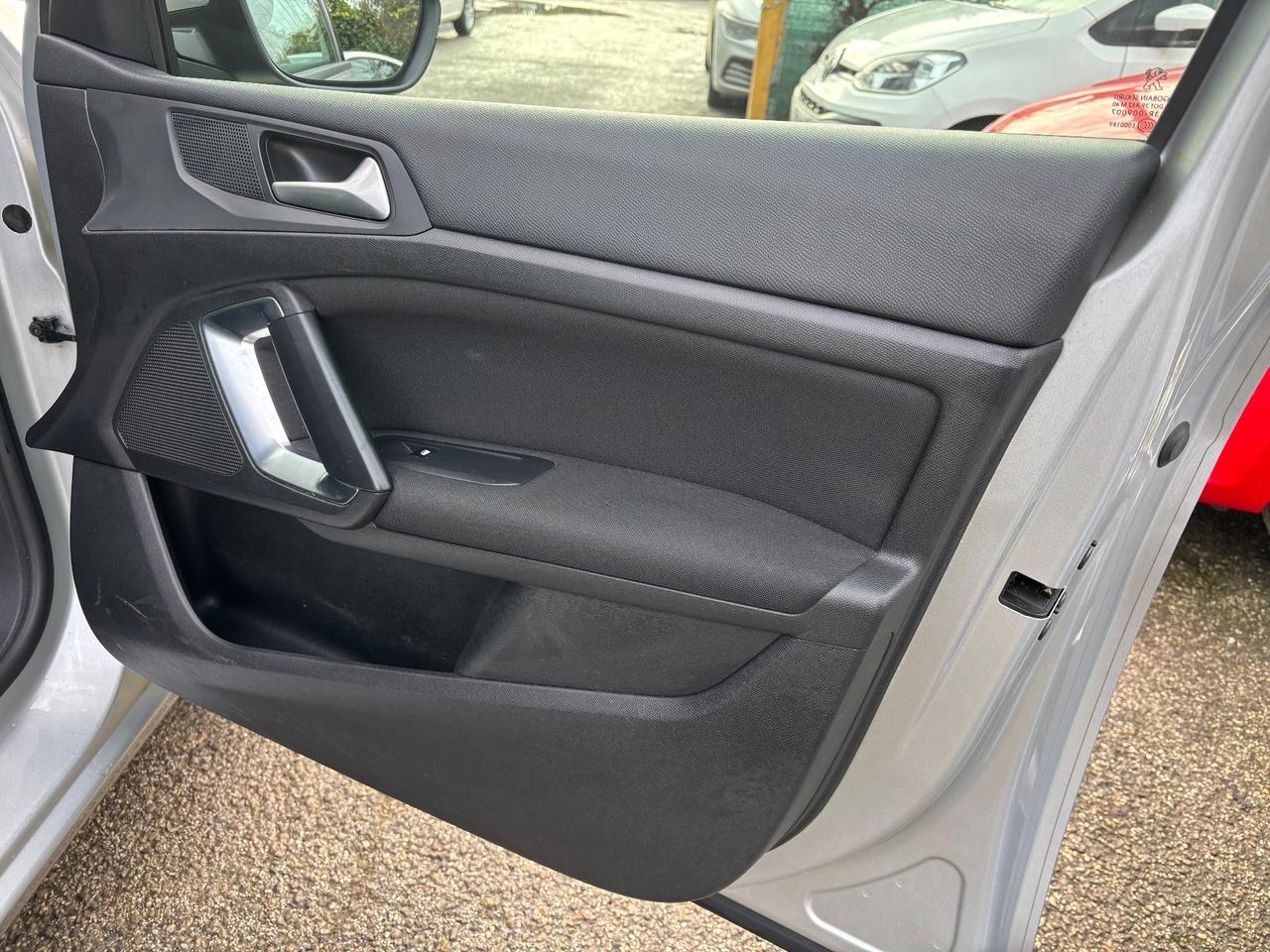 Peugeot 308 HDI 120CV SW OK NEOPATENTATI