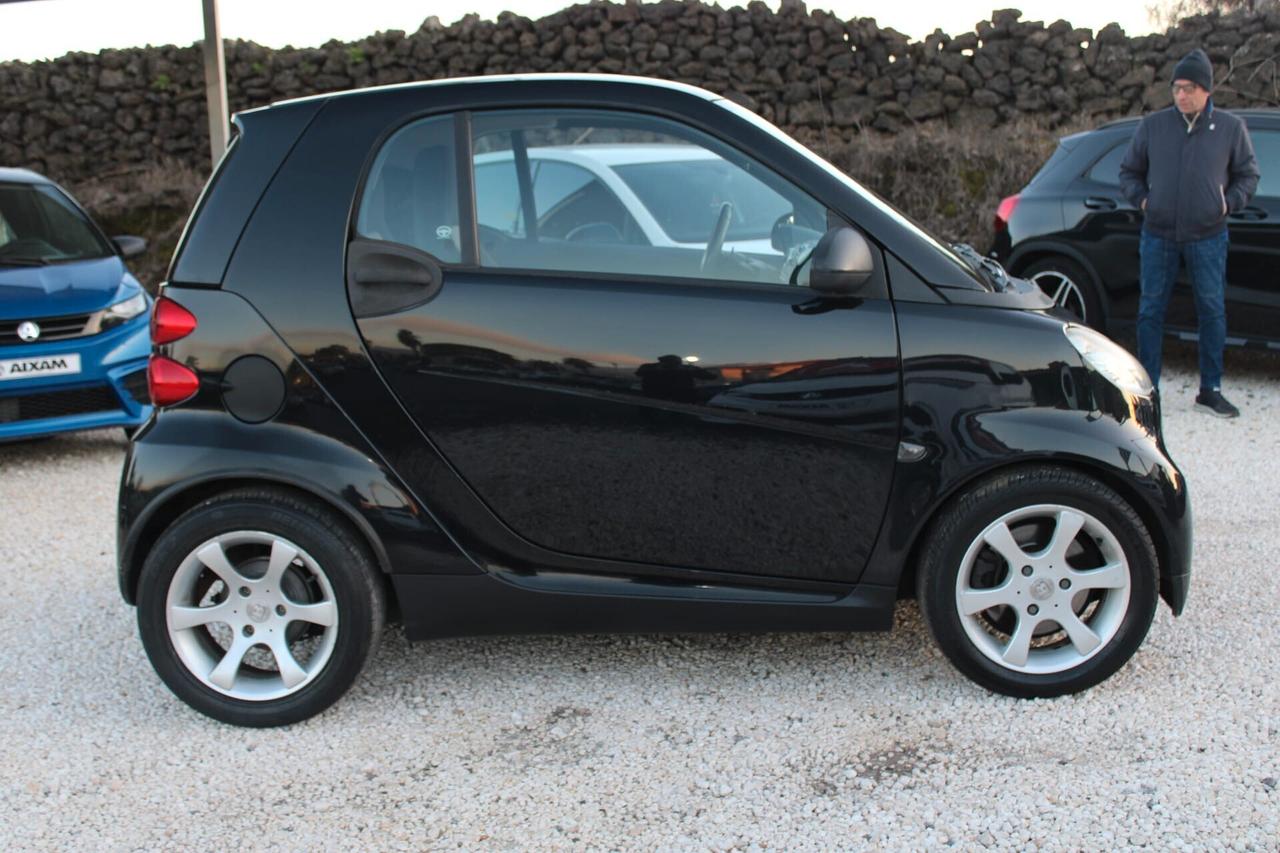 Smart ForTwo 1000 52 kW MHD coupé passion