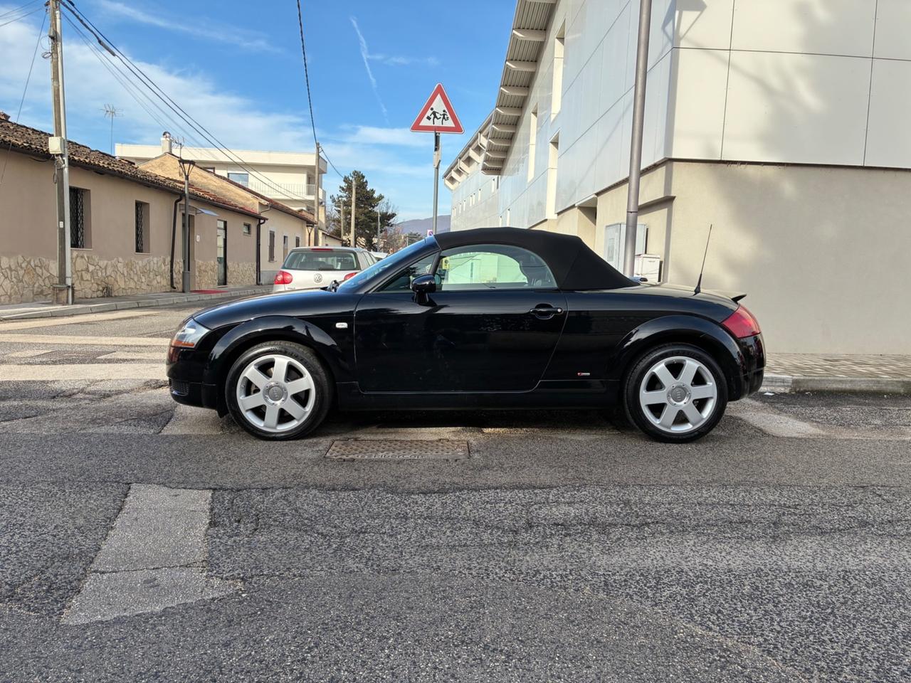 Audi TT Roadster 1.8 T 20V 179 CV cat