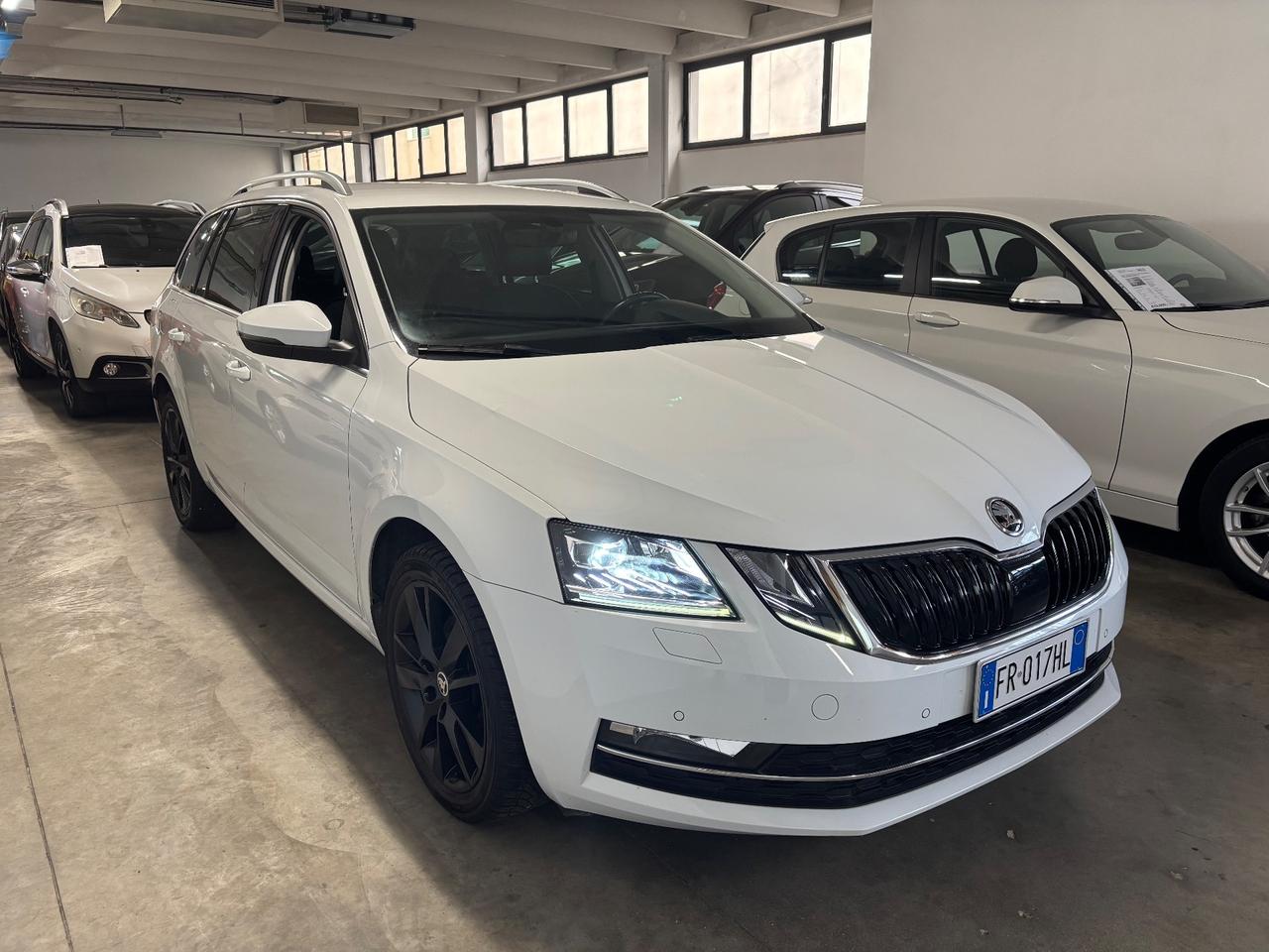 Skoda Octavia 1.4 TSI METANO AUT. |alcantara/pelle|