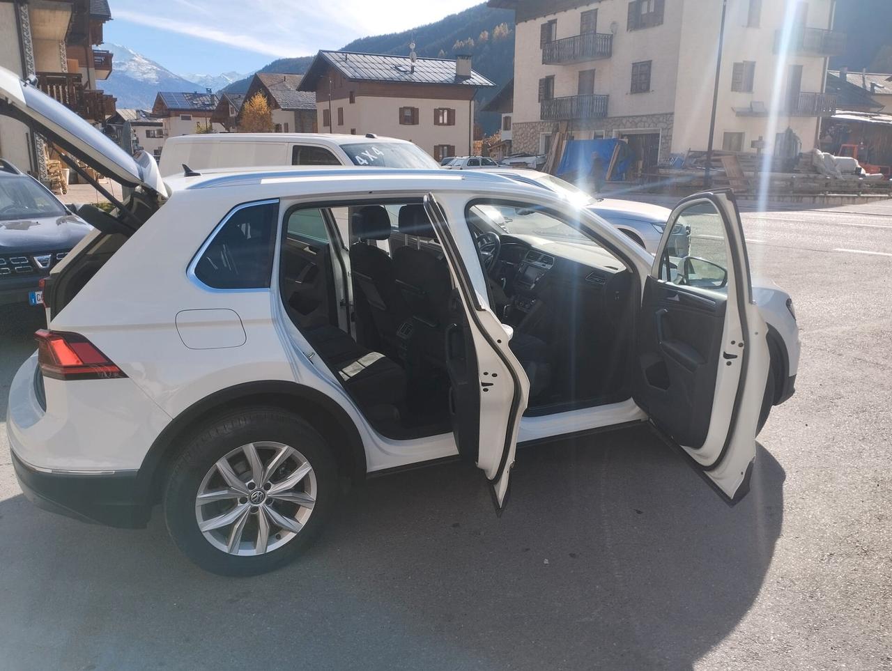 Volkswagen Tiguan 2.0 TDI SCR 4MOTION Business BlueMotion Technology