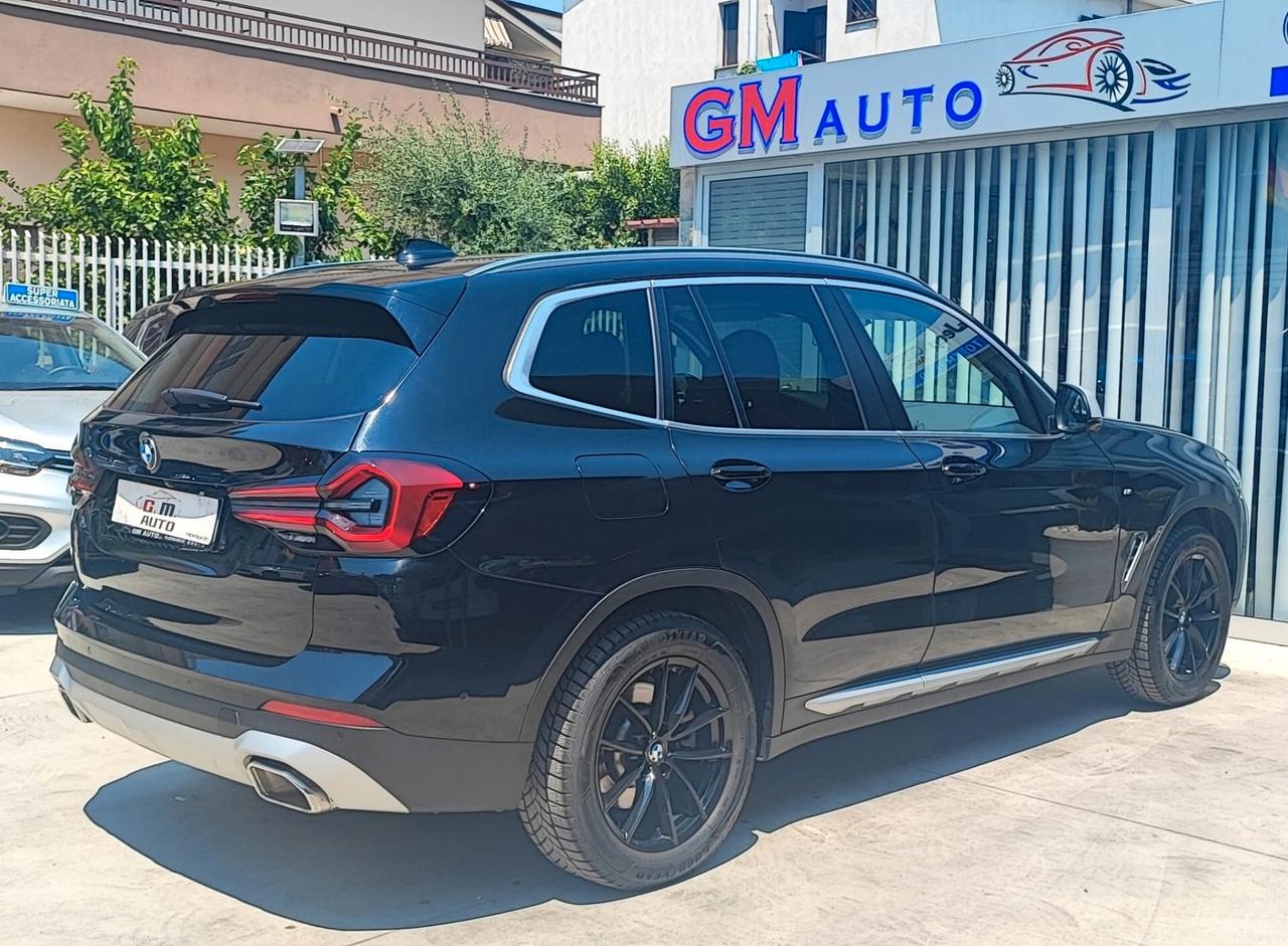 BMW X3 con telecamere perimetrali 2022