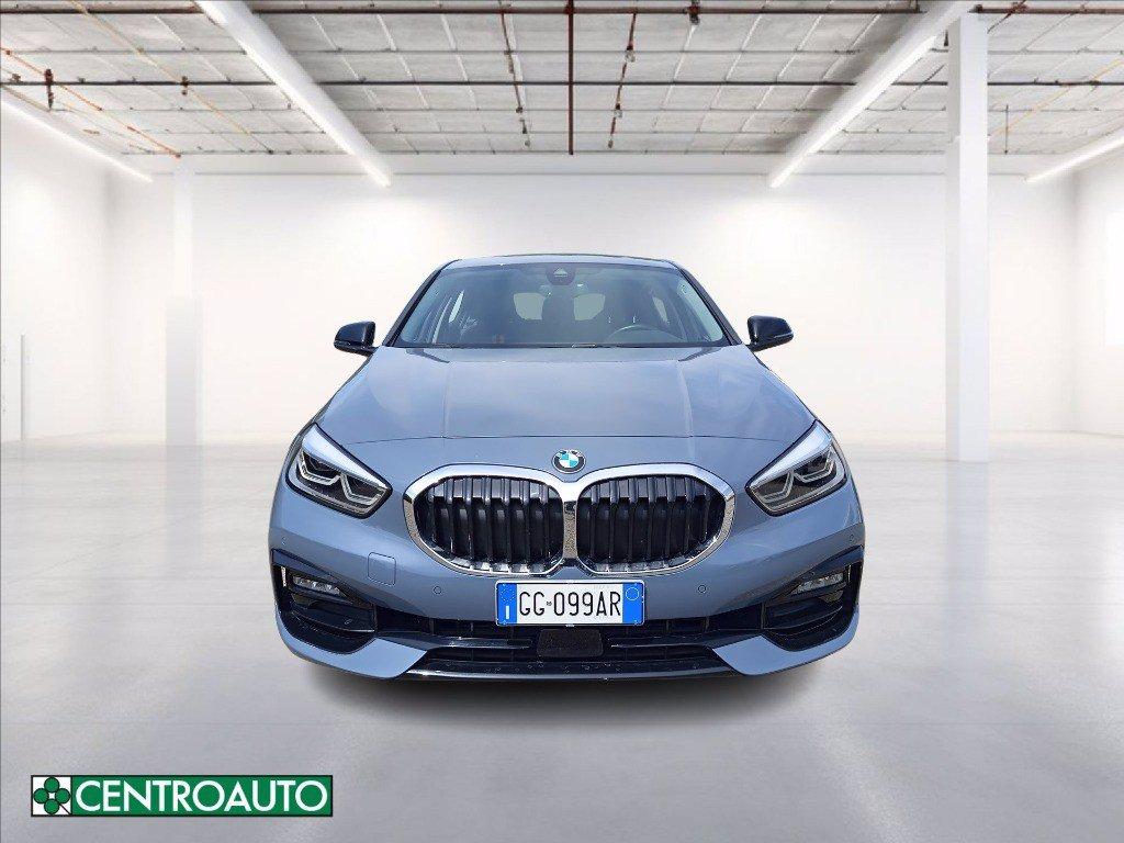 BMW 118d Sport del 2021