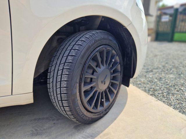 LANCIA Ypsilon 1.2 5 porte Elefantino euro6