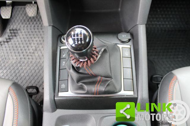 VOLKSWAGEN Amarok 2.0 BiTDI 180 CV 4MOTION Perm. Autocarro Gancio T.