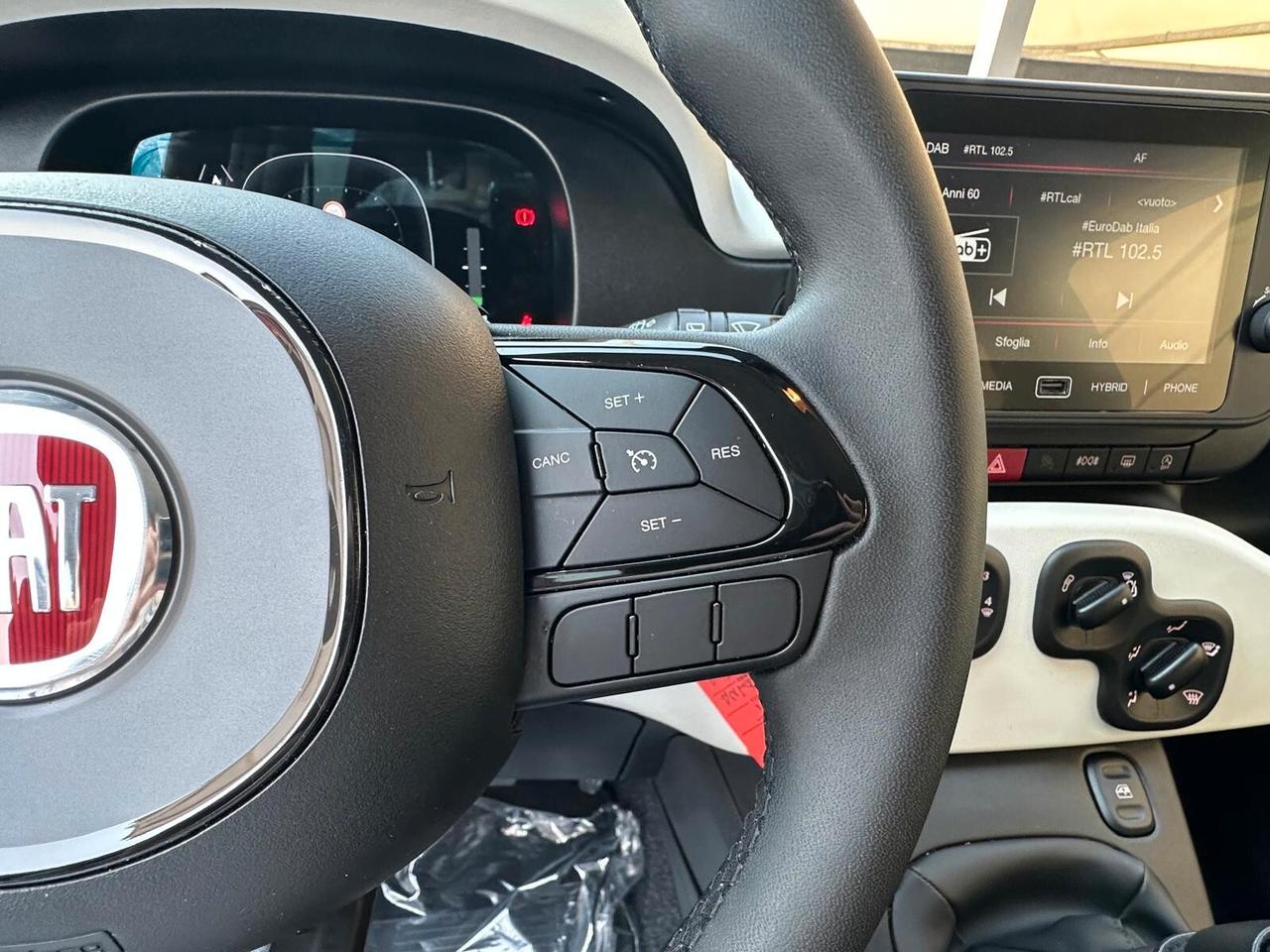 Fiat Pandina Cross 1.0 Hybrid 70cv