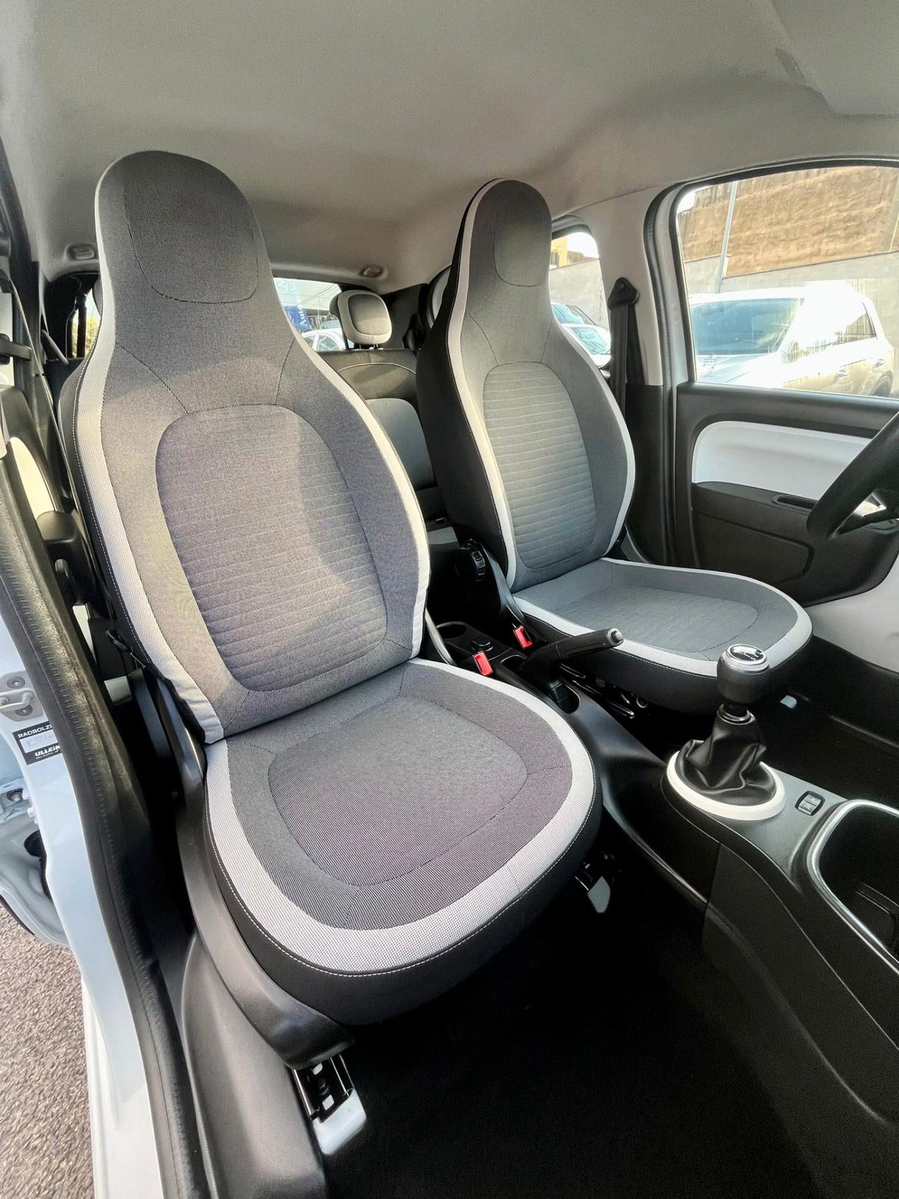 Renault Twingo TCe 95 CV Duel2